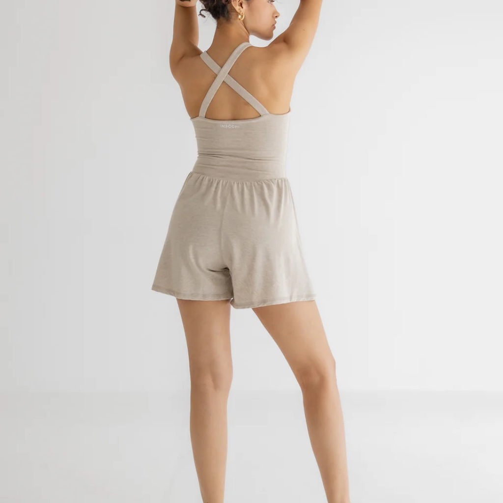 Nwt Imbodhi Lila Yoga Activewear Shorts Romper - Oatmeal - Xs — image 2 of 8